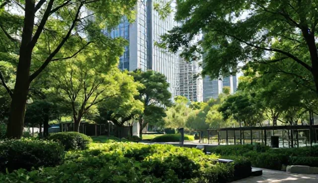 官网建设中网站维护的两种做法对比与取舍