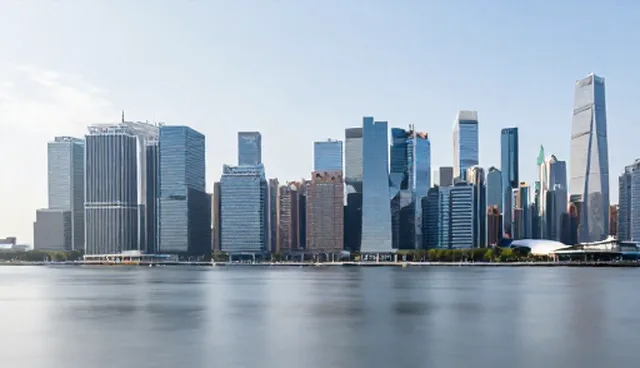 网站运营中选型关注点对比：建设与运维的实际取舍